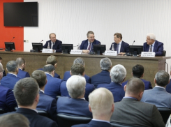 Губернатор Ставрополья встретился с первым вице-президентом «Лукойл»