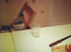 Девушка зарезала своего парня на почве ревности