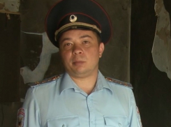 Ставропольский участковый героически спас пенсионера из горящего дома 