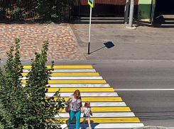 После обращения в «Блокнот» на улице Широкой в Ставрополе сделали пешеходный переход