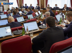 Ставропольским депутатам хотят урезать зарплатный фонд: вместо 25 останется 15