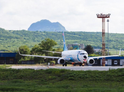 Самолет из Минеральных Вод не смог без проблем улететь в Сочи