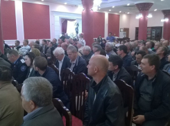Закон «жирных котов» обсудили на круглом столе в Светлограде