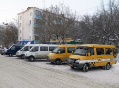 Администрация утверждает, что маршрутки ходят по расписанию, но вечером уехать невозможно, - жители Ставрополя
