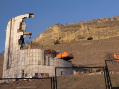 Многоэтажка вместо хранилища нарзана? Жители Кисловодска вновь бьют тревогу из-за застройки