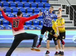 Бронза становится ближе: гандболисты «Виктора» отпраздновали успех в Саратове 