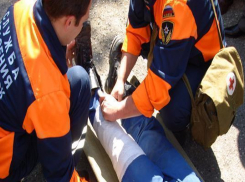 Мужчина поломал обе ноги при падении со скалы в Кисловодске