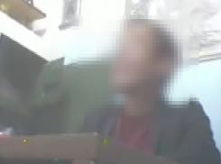 Появилось видео с получением взятки главой филиала главного бюро медико-социальной экспертизы по Ставрополью