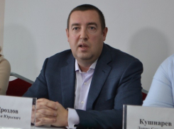 «Нет никакой оппозиции»: ставропольский беспартийный депутат, возглавляющий фракцию ЛДПР в краевой думе