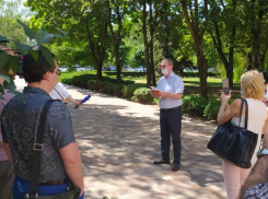 «Народу надо дать хлеба, а не зрелищ»: Александр Кузьмин выступил с докладом о борьбе с бедностью 