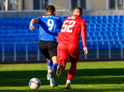 Остались при своих: футбольная битва в Ставрополе закончилась боевым миром