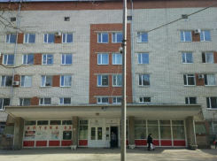Главврач второй горбольницы Ставрополя сообщил, что обещанные выплаты медикам поступают вовремя