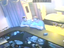 В сети появилось видео посещения депутатом ЛДПР кафе в МинВодах