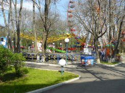 Нарушения в работе аттракционов парка Победы Ставрополя выявила прокуратура