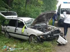 На Ставрополье из-за дождя перевернулся автомобиль