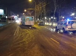 В Ставрополе 8-летний мальчик попал под колеса троллейбуса