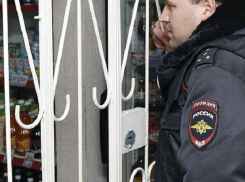 Участковый вымогал деньги у подозреваемых на Ставрополье
