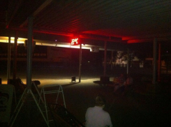 Ставропольский автовокзал предлагает людям ночевать на улице, закрывая залы в ночное время