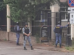 Эвакуировали всех людей из здания краевого суда в Ставрополе