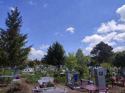 Смерть на кладбище и травля в кадетке: чем закончились шокирующие октябрьские самоубийства подростков на Ставрополье