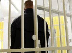 Двести тысяч рублей за досрочный выход просил с заключенного сотрудник УФСИН Ставрополья