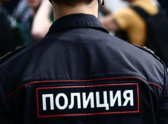 Заманивающего в квартиру женщин горожанина ищет полиция Ставрополя