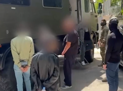 Пять подозреваемых задержали на Ставрополье и в Дагестане из-за махинаций на 850 миллионов рублей 