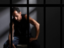 Экс-замначальника полиции на Ставрополье отправили за решетку на 8 лет из-за махинаций с наркотиками 