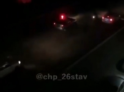 Ночная погоня за скутеристом попала на видео в Ставрополе