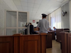 Трое полицейских из службы наркоконтроля Ставрополя отметят Новый год за решеткой