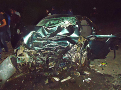 Около Пятигорска столкнулись два автомобиля, три человека погибли