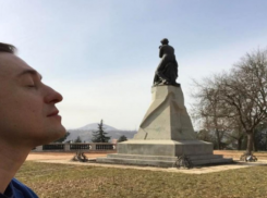 Сергей Безруков поблагодарил Пятигорск за весенний прием