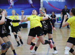 Подвиги капитана не спасли: гандболистки «Ставрополья» уступили в Волгограде