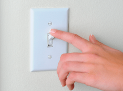 Подачу электроэнергии восстановили после аварийного отключения в Ставрополе