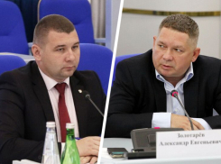 Возил ему взятки в пакете: экс-глава минстроя Ставрополья дал показания против зампреда Золотарева