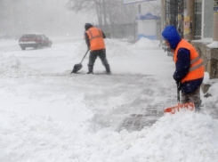 Городские коммунальщики помогут управляющим компаниям убрать снег во дворах Ставрополя