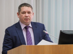 Экс-зампреда правительства Золотарева приговорили к  9 годам колонии строгого режима за взятки 