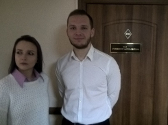 Феминистов осудили за одиночные пикеты в центре Ставрополя