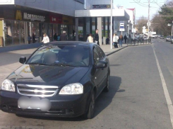 Оставивших грудного малыша на солнцепеке родителей привлекли к ответственности