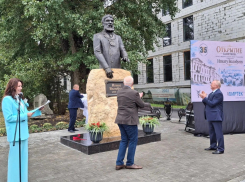 Памятник первому Почетному гражданину Ставрополя Игнатию Волобуеву открыли в краевой столице