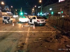 В Ставрополе на Доваторцев произошла массовая авария с 18-летним злостным нарушителем ПДД