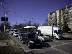 Выделенные полосы для общественного транспорта в Ставрополе планируют обустроить чиновники