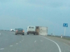 Ветер сдул кузов «Газели» на трассе Ставрополья