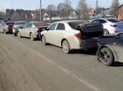 Пять автомобилей столкнулись на улице Мира в Ставрополе