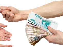 Должнику не дали покинуть страну из-за алиментов