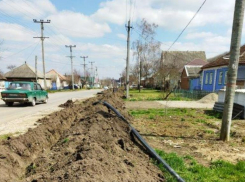 В селе Александровском обновляют сети водоснабжения и дороги 