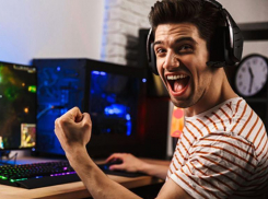 Коротаем время самоизоляции в онлайн-играх — во что поиграть пока сидишь дома