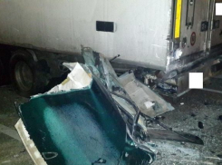 Два человека погибли при столкновении с поломанным грузовиком в Невинномысске