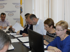 Избирком зарегестрировал еще двух кандидатов на выборы губернатора Ставрополья