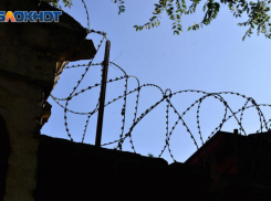 Рецидивист на Ставрополье сломал пальцы своему сыну и отправился в колонию строго режима